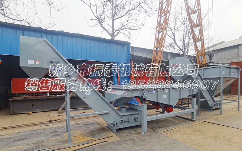 碳化硅直線振動篩產品原理特性與用途 碳化硅直線振動篩產品原理特性與用途